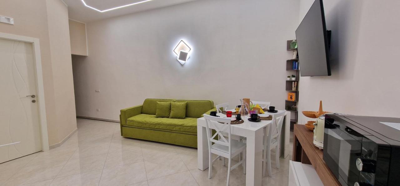 Appartamento B&B La Dimora Di Parthenope Naples Exterior photo