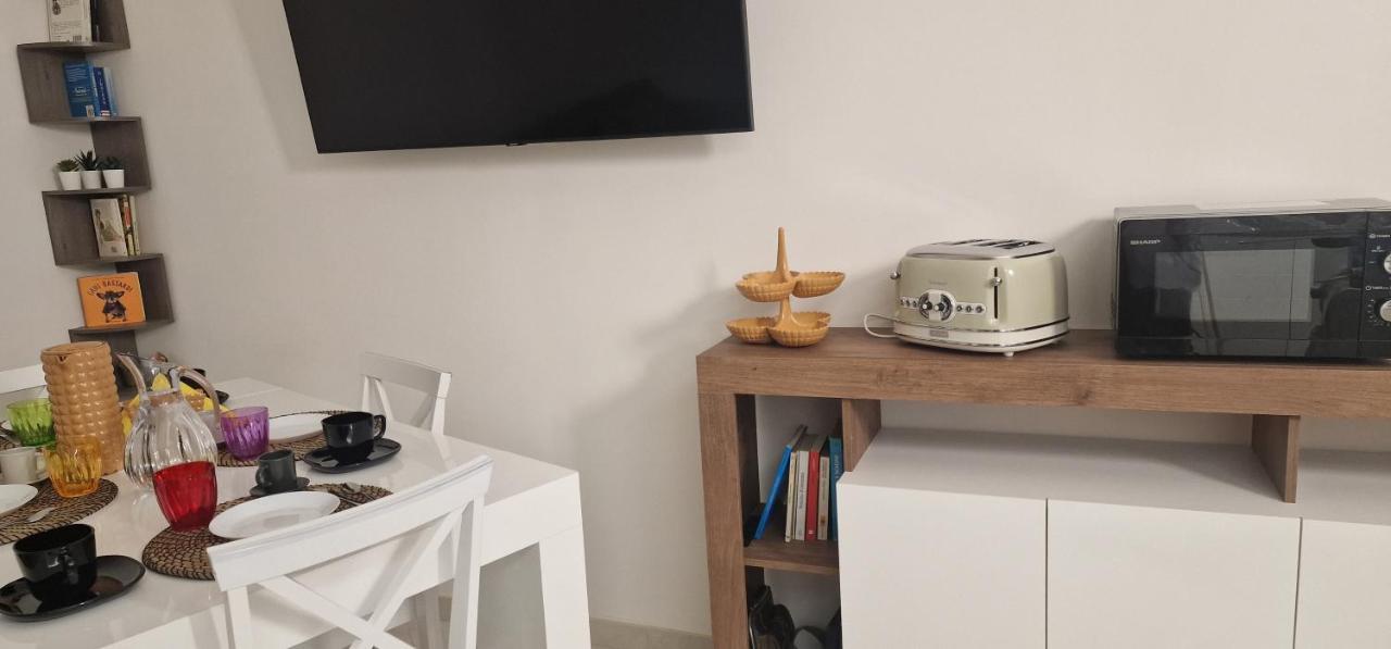 Appartamento B&B La Dimora Di Parthenope Naples Exterior photo