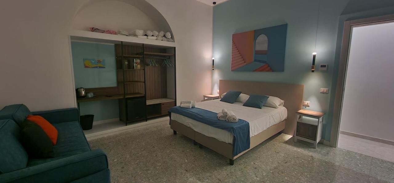 Appartamento B&B La Dimora Di Parthenope Naples Exterior photo