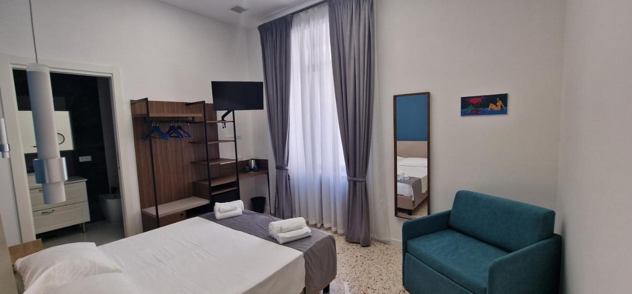 Appartamento B&B La Dimora Di Parthenope Naples Exterior photo